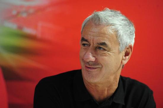 名宿回击欧文:从没想过去曼联 我了解死敌的意义