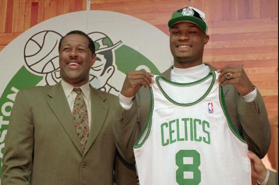 1996届选秀重排！落选秀逆袭，纳什第三