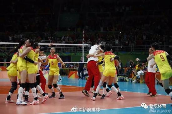 中国女排在里约奥运会夺冠一刻