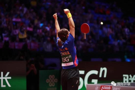 世乒赛回忆|十年磨一剑 刘诗雯破茧成蝶的童话