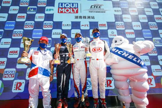 CTCC| 株洲热战第二重:张臻东拿下赛季首座冠军 CTCC| 株洲热战第二重:张臻东拿下赛季首座冠军