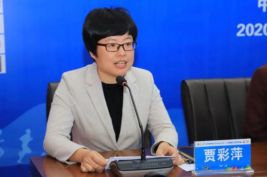 绍兴市体育局副局长王炅,绍兴市上虞区人民政府副区长章颖芳,绍兴市