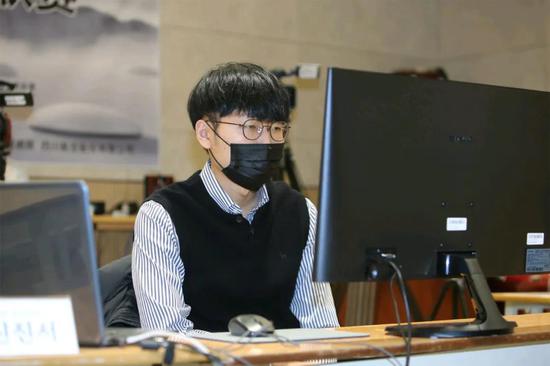 申真谞(图片来源于网络)