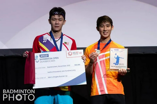 李宗伟理解李梓嘉的挣扎背靠背确实极具挑战