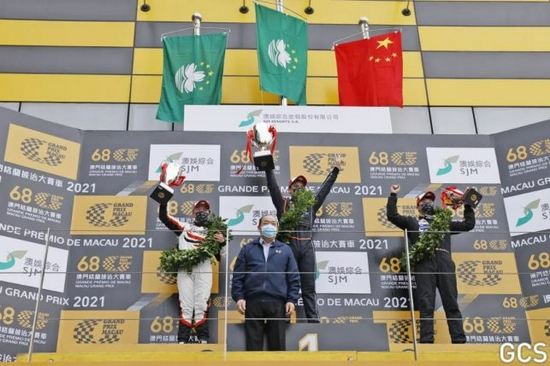 澳门格兰披治大赛车压轴上演 F4方程式梁瀚昭成功卫冕 澳门格兰披治大赛车压轴上演 F4方程式梁瀚昭成功卫冕