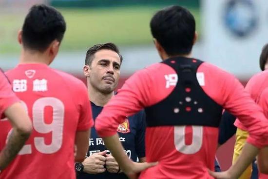 恒大两归化引援官宣倒计时 边缘球员将被彻底