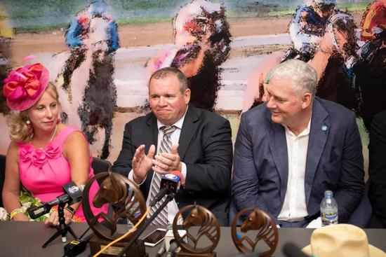 覃勇问鼎加勒比海奖金最高赛事“圣卢巅峰杯”