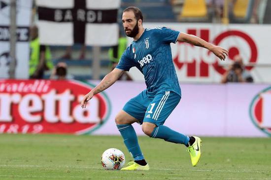 意媒：C罗一定会留在尤文 伊瓜因可能被出售