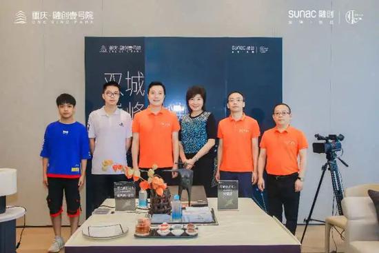 首届成渝围棋擂台赛 重庆小将何语涵成功守擂