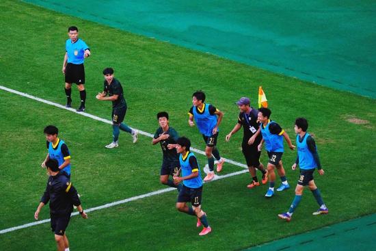 和平精英女性乳液有多白和平精英女性乳液有什么用和平精英中女性的乳液有哪些-女性乳液全解析：和平精英中的护肤开云体育- 开云体育官方网站- 开云体育APP