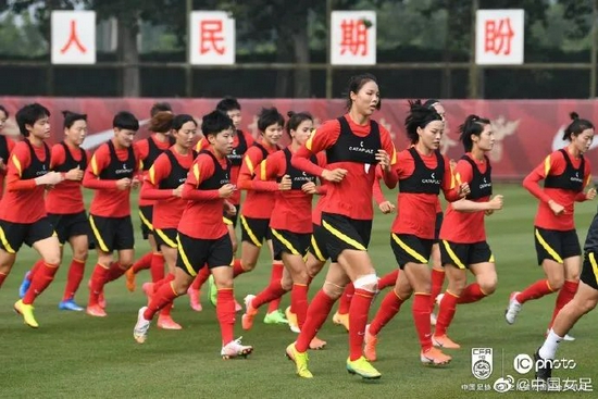 女足奥运名单解析:贾秀全看状态 年轻化非刻意为之