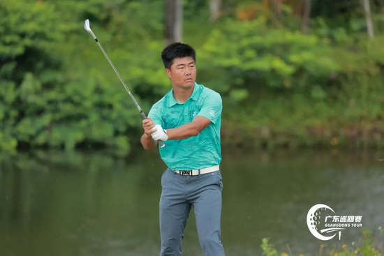 张佳赢得广东巡回赛珠海公开赛冠军 王煦获亚军_中国