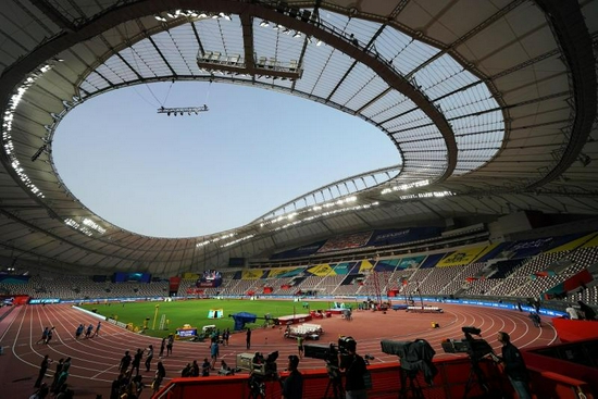 哈里发国际体育场