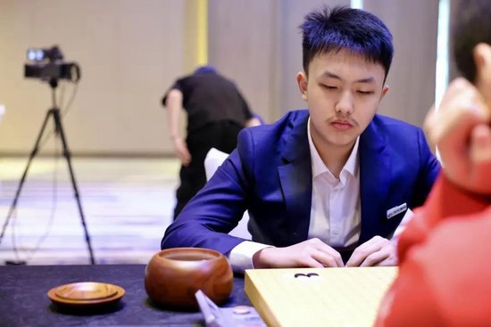 我把闲置房子给亲妹住，带娃回去过年，她竟收我300一晚房租