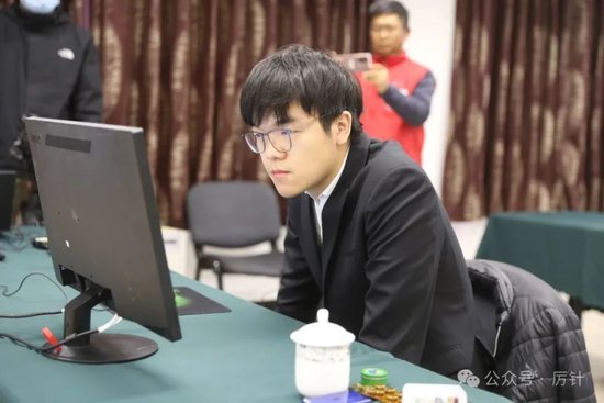 谁隐身谁救主？骑士天王山功过一目了然，哈登领衔光荣榜小黑榜二