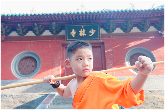 武术小子王艺鸣参加少林寺武林盛会