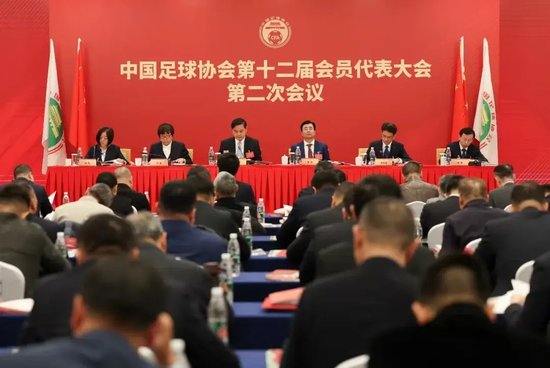 腊肉蒜苔不炒盐，一口爆汁两碗饭