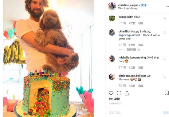 用生命犯花痴！在同队混 它强吻+求婚人家女友