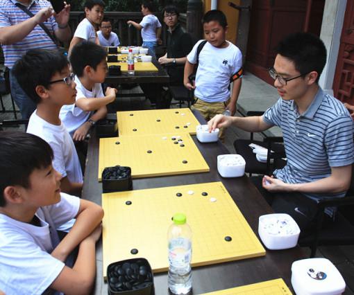 棋艺精进：职业棋手带你领略围棋的魅力