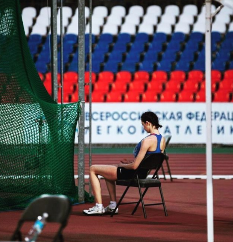 2016年,库奇娜正好处于巅峰状态,却连赛场,也无法登上.