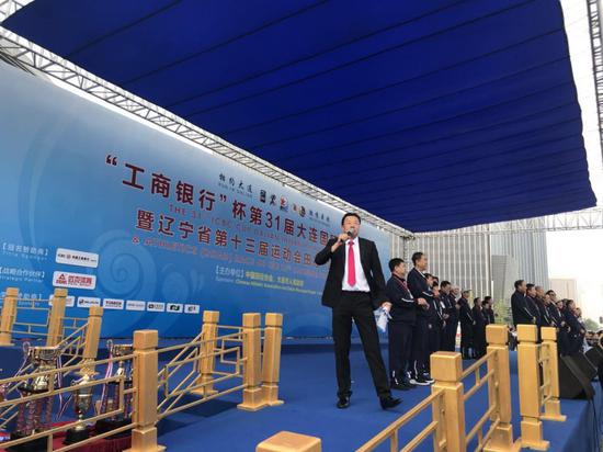 马拉松主持第一人李朝晖：开朗有活力是大连的性格