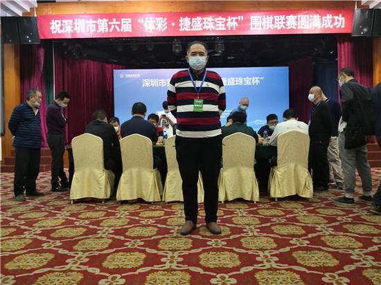 资深围棋教练、本次比赛副裁判长俞小屏先生