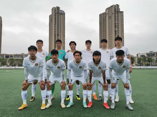 多宝体育- 多宝体育官方网站- 多宝体育APP下载 DUOBAO SPORTS捷克总统泽曼接见中国小球员