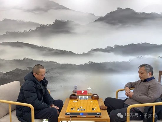 人生聚散皆有定数，那些该遇见的人终会在某个路口不期而遇