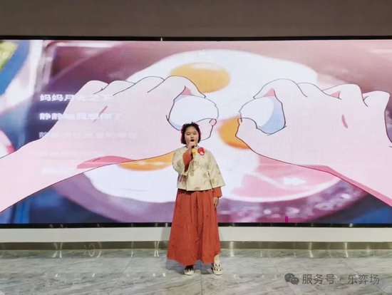 钟汉良朱珠新剧扑街，52岁霸总妆造翻车，网友：姨味太冲了