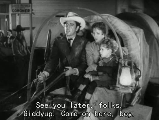 这样催马的:07年版的《决斗犹马镇》里,紧急催马时喊的也是"giddyap"