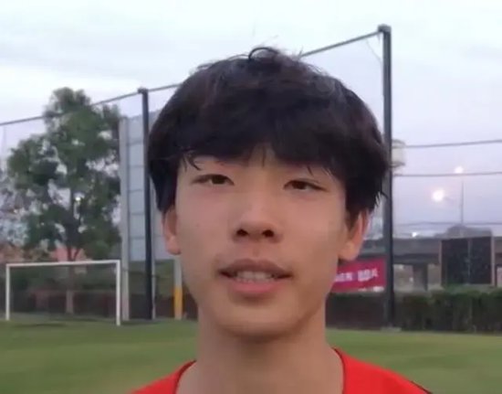 我把闲置房子给亲妹住，带娃回去过年，她竟收我300一晚房租v3.2.7 官方安卓版