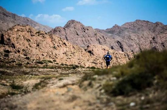 　　快乐洋溢在每一位选手脸上。