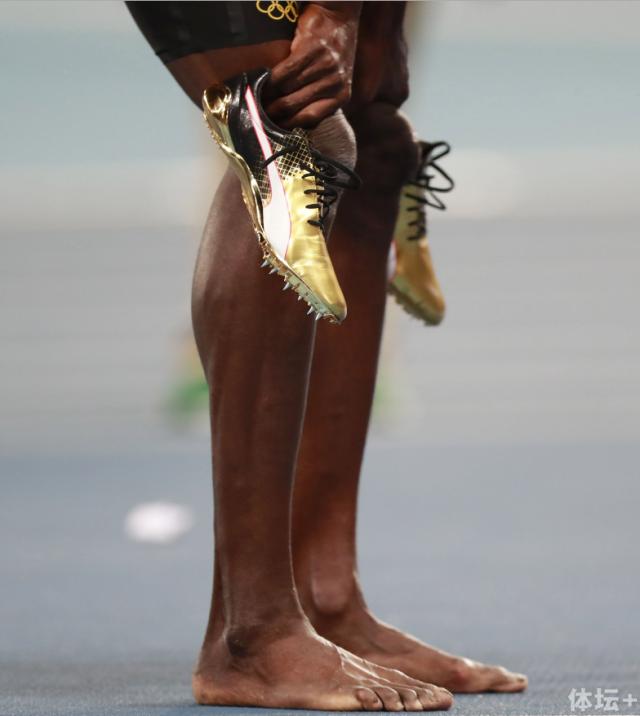 博尔特跑鞋拍4千太便宜前法国脚战靴才10美元