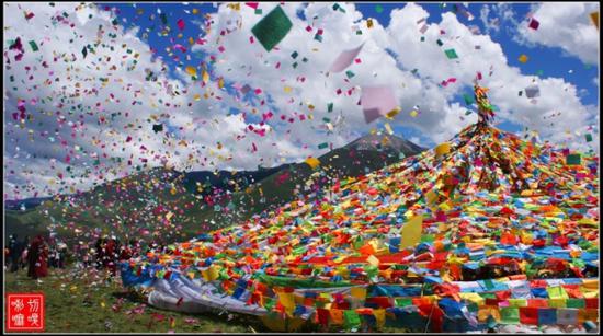 青藏川的"风马"传说:升起风马 吉祥降临