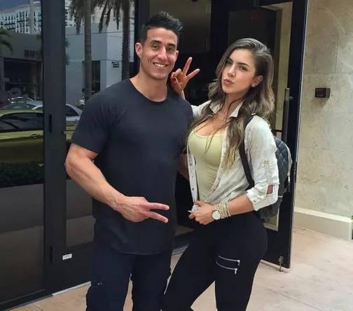 男女通吃的健身情侣一起健身流汗健康到白头