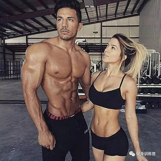 唯一的缺点就是汗多，即使每天洗澡两次，早晚洗澡。