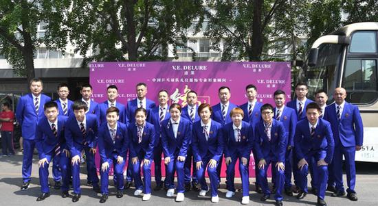 图说：中国国家乒乓球队准备出征世界乒乓球锦标赛 网络图