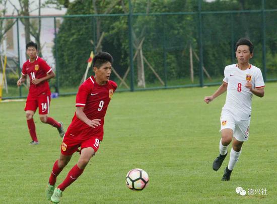 沈祥福狠抓u16国青训练 ¨国足> 已从杯赛惨败脱胎换骨(¨国青队)