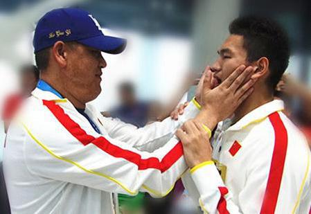 徐国义还将带着徐嘉余在50米仰泳等项目对金牌发起冲击。