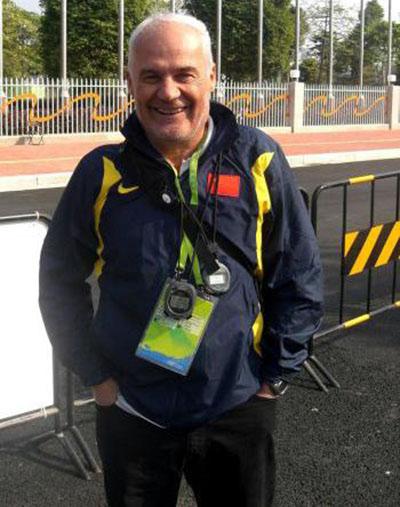 意大利教练达米拉诺。