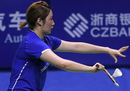 然而,一场突如其来的意外打断了于小含的上升势头,甚至一度有毁掉职业