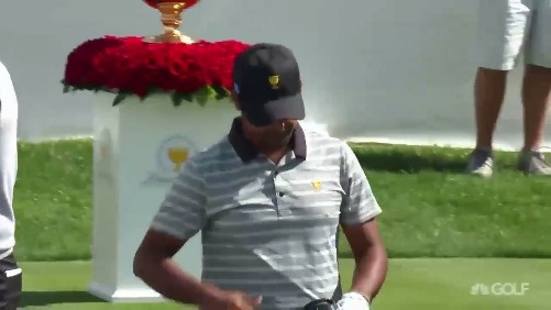 拉西里总统杯第一杆下水