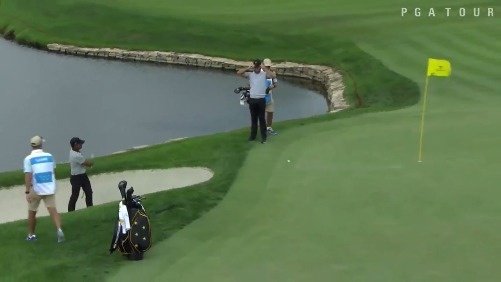 拉西里违规沙坑练球遭DQ