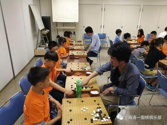 日本、韩国职业棋手指导棋