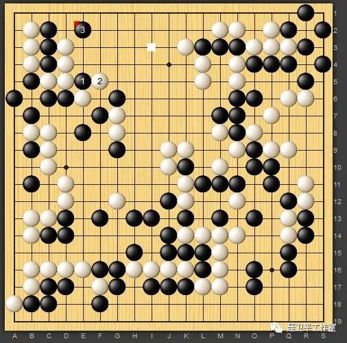 【图2】：实战黑棋治孤左上成为棋局的焦点。王星昊黑3二路点是腾挪妙手，白棋实战只能让黑棋弃子。