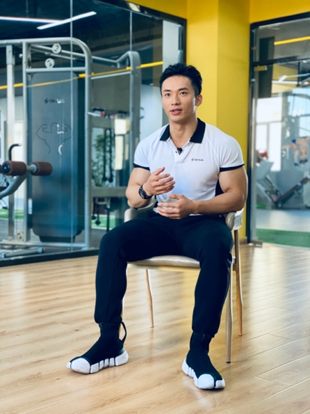 郑少忠舒华杯冠军总决赛三连冠王者归来