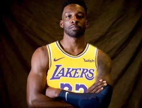 湖人又添锋线目标！詹皇昔日搭档上线