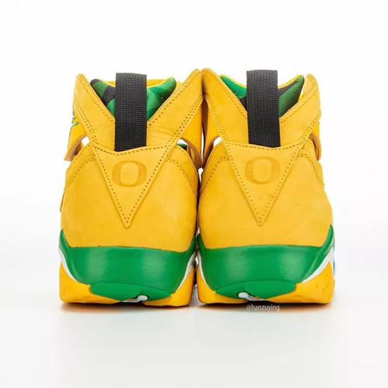 又是一双看得到摸不着的鞋子！限量400双啊