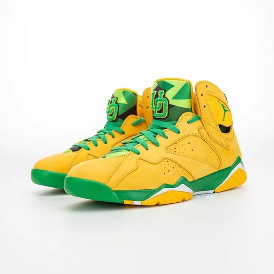 又是一双看得到摸不着的鞋子！限量400双啊