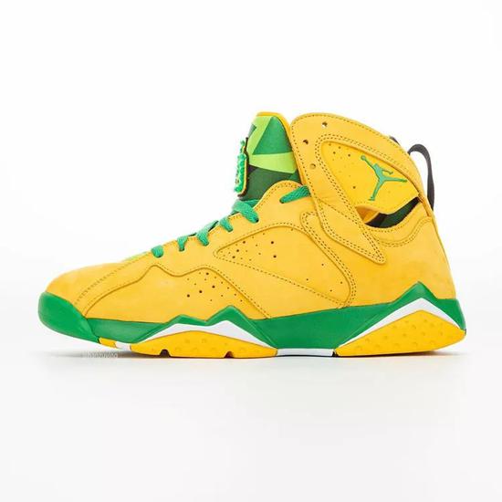 又是一双看得到摸不着的鞋子！限量400双啊